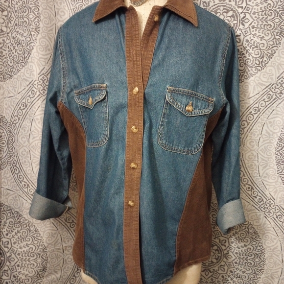 Austin Clothing Co. Western Cowgirl Denim Corduroy Button Down Size Medium - Picture 4 of 13